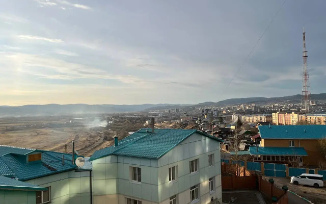 Ryadom s onkotsentom i respublikanskoy bolnitsey Flat