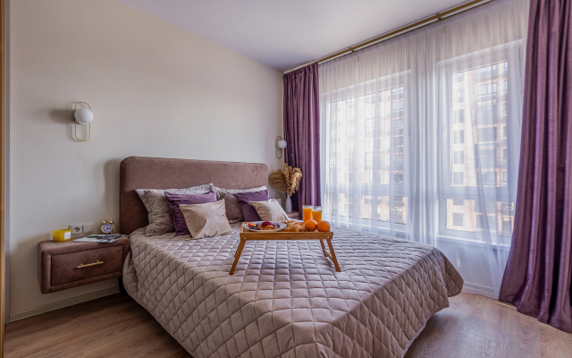 evro-2 u m. Lesnaya Apartments