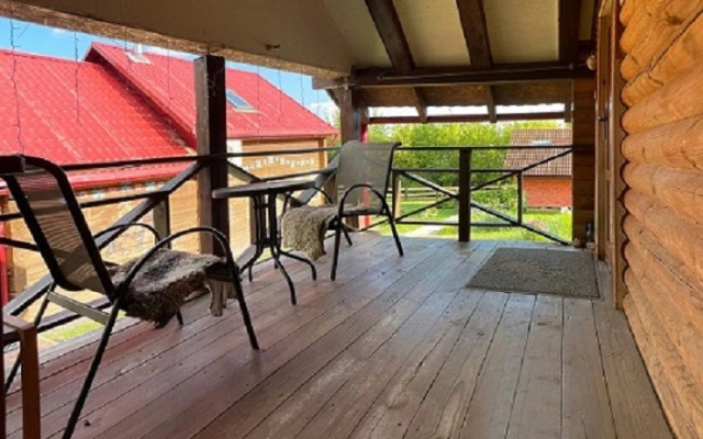 Guest house Gostevoj dom Malyij dom usad'byi Mirskie krinitsyi