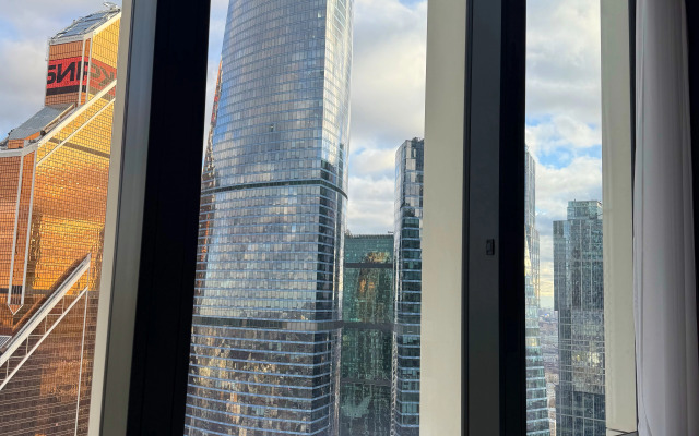 Апартаменты Neva City 43 этаж