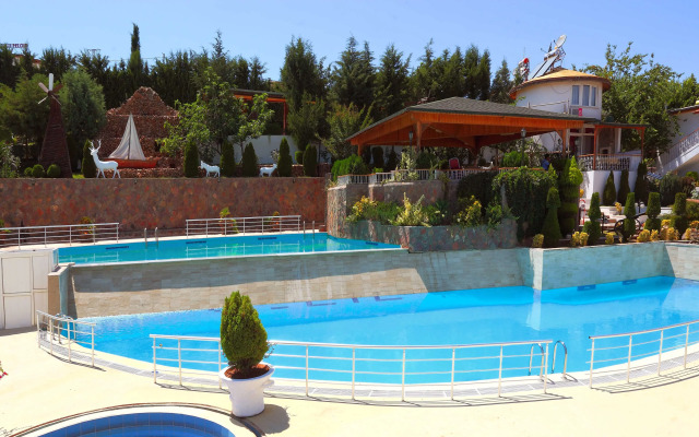 Отель Ugurlu Thermal Resort & SPA