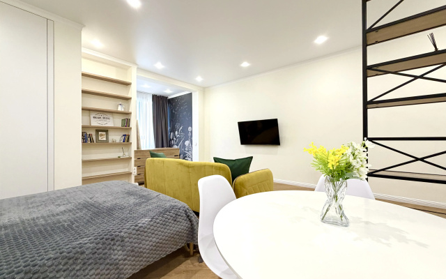 Apartamenty Stil'naa studia v otlicnoj lokacii v Centre Kazani v ZK Manhetten