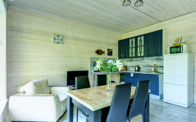 Dom na lesnoy opushke 33 Guest house