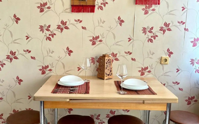 Квартира Уютная возле парка Гафури