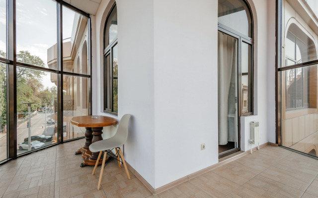 Edeil Hotel