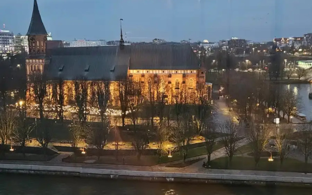 А&М apartments with Kant island view
