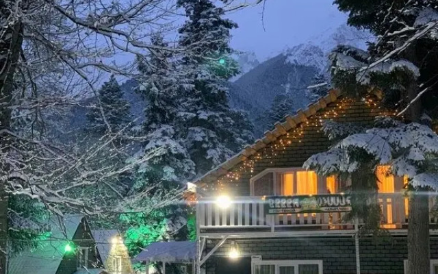 Usadba Arhiz Hotel