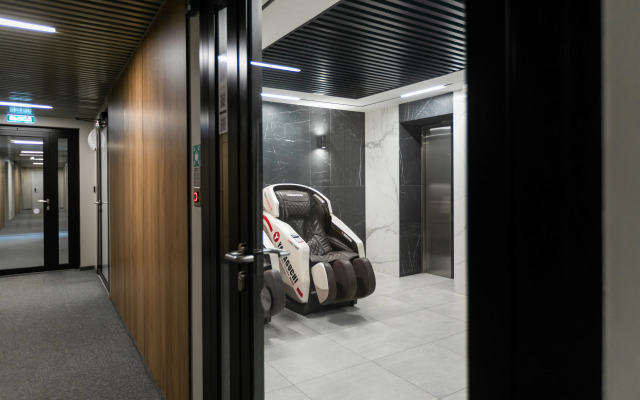 Abrikosovoye Derevo Na Kievskoy Apartment