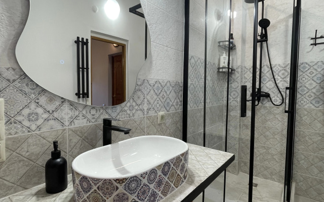 Zamok U Khudozhnika Guest House