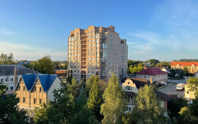 Ryadom s Parkom Maksa Ashmana Apartment
