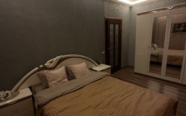 Na Ulitse Dimitrova 39/1 Apartments