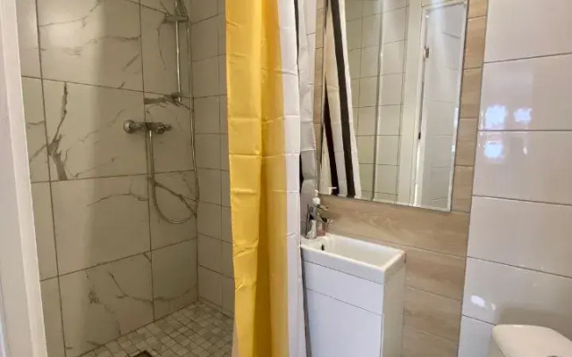 Layf Studiya №7, 20m2, na Tararykova 5 Flat