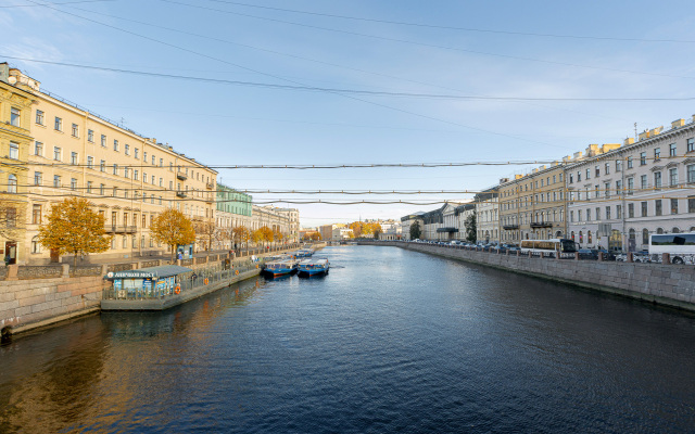 Апартаменты на Караванной