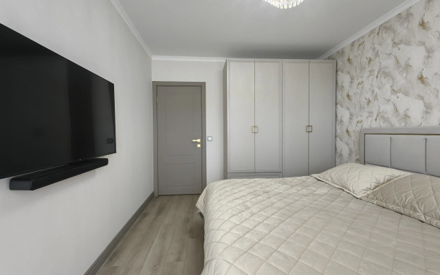 V Tsentre Flat