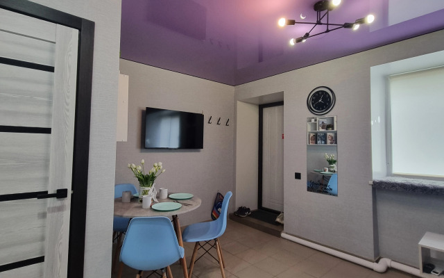 Novye 2 Komnatnye V Centre Neftyanikov  Apartaments