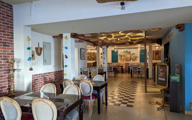 Fortune Karama Hotel