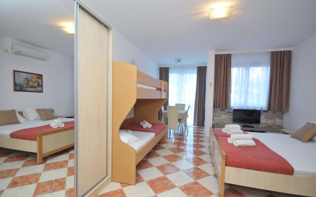 D&D Budva 3 Apartments