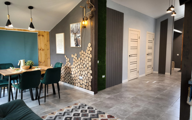 Частный дом на улице Славянская 103