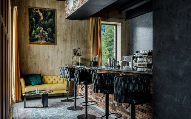 Mairi Park Hotel