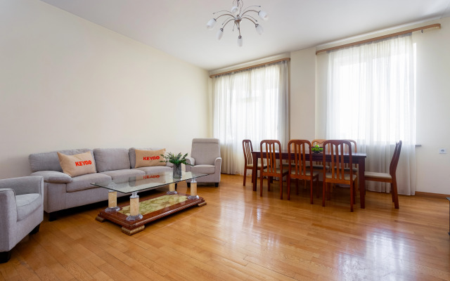 Апартаменты KeyGo 0185 комфорт и уют в городе