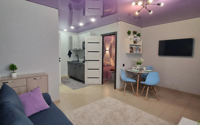 Novye 2 Komnatnye V Centre Neftyanikov  Apartaments