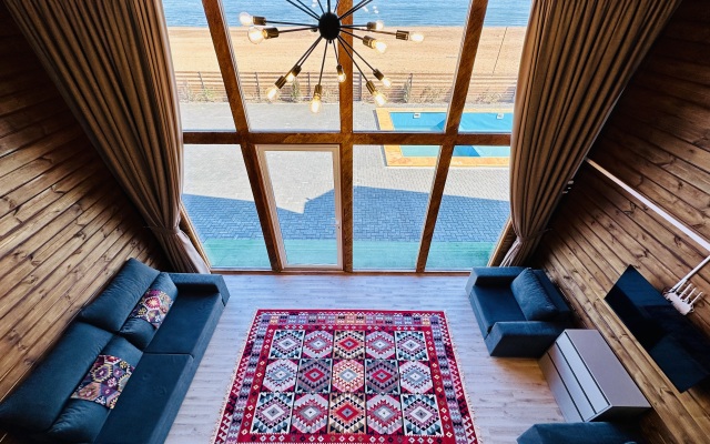 Отель Royal House