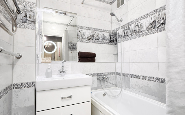 Апартаменты Шикарные трёхкомнатные в центре города вблизи Мамаева Кургана