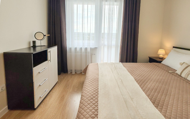 Квартира Евродвушка с видом на озеро в ЖК "Народный"