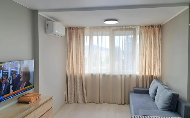 Uyutnaya Kvartira v Tsentre Adlera Flat