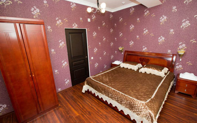 Capital Hotel