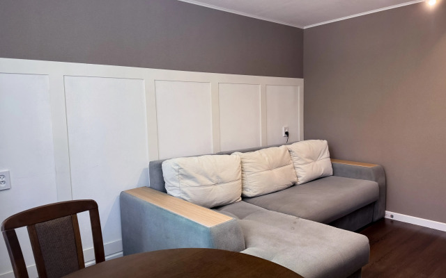 Квартира 2-комнатная Кольский пр-т 26