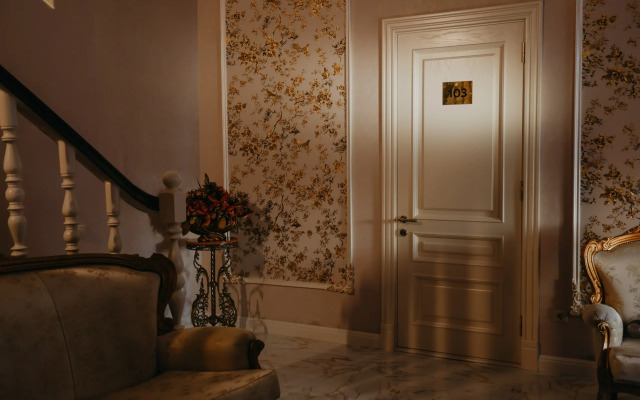 Mini-Otel Gold City