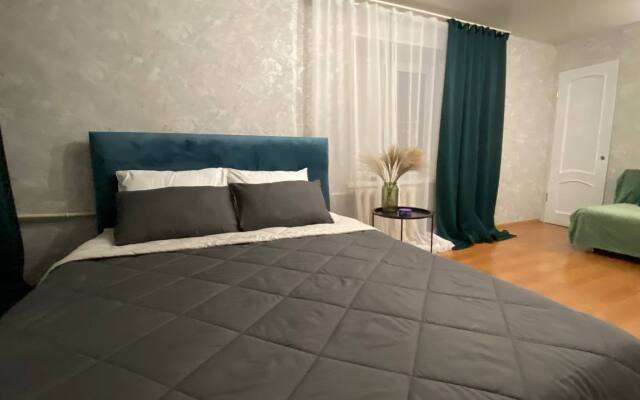 Апартаменты Альфа Хоум Плюс в сердце Челябинска