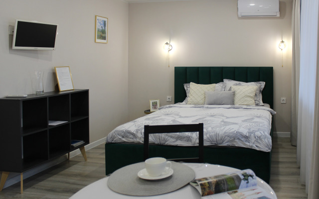 Zhivu-Na-Mingazheva Apartments Studio
