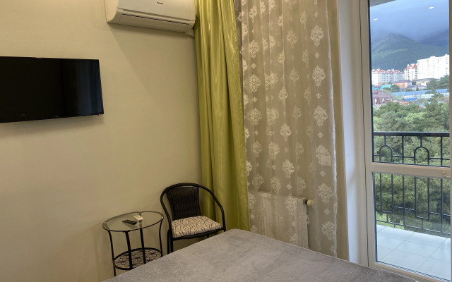 Na prospekte Gelendzhikskiy 116 Flat