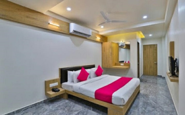 Отель Vikram Palace