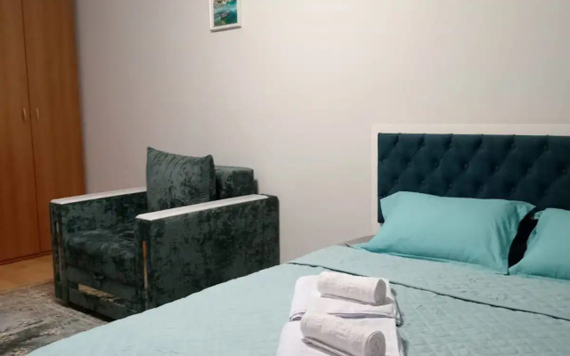 Uyutnaya Kvartira v Tsentre Goroda Flat