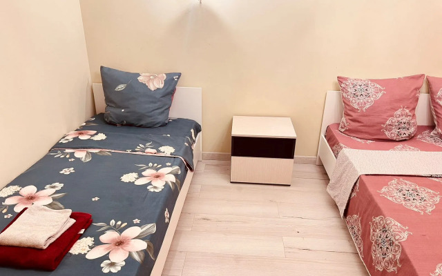 2-Kh Apartamenty Na Chkalova 18 Ryadom S Pl. Pobedy Flat