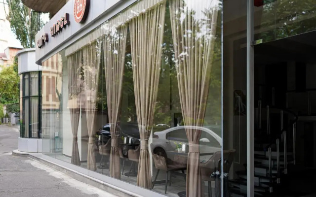 Good Yerevan Hotel