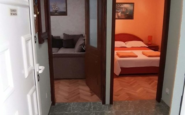 Polina Apartments