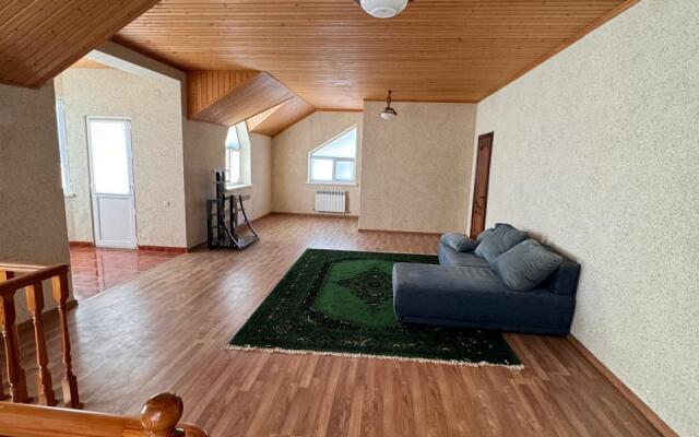 Частный дом Дом на берегу моря