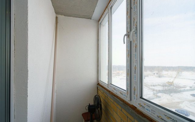 Kvartira na Prospekte Vraca Surova 26