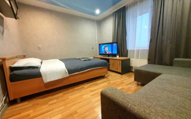 Квартира на Комарова 1