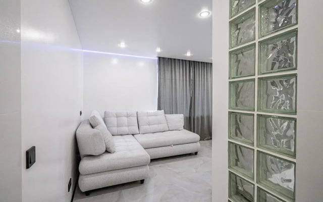 Квартира Новая Студия с Джакузи и Кондиционером в Сердце Минска