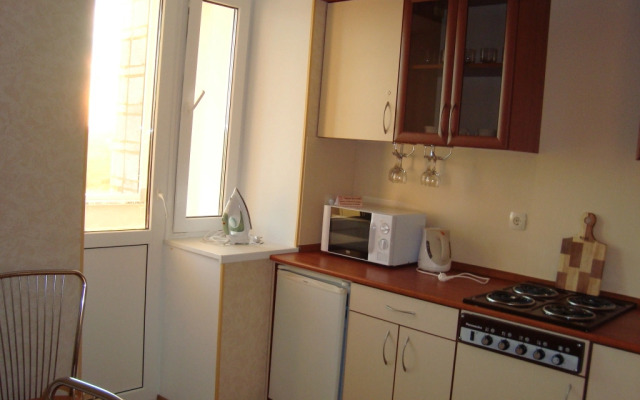 Uyut Flat