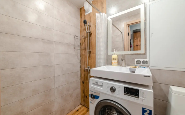 Апартаменты 6 Апартхаус на Инициативной