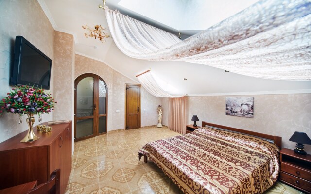 Miru Mir Guest House