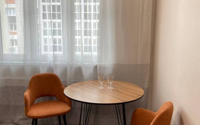 Uyutnaya V Terrakotovom Ottenke Flat