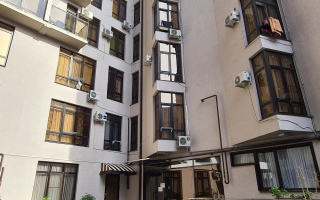 Na Beregu Chernogo Morya Flat