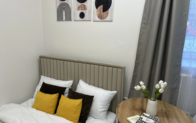 Меблированная Комната у Таврического Сада